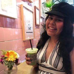 Meet your Posher, Samantha